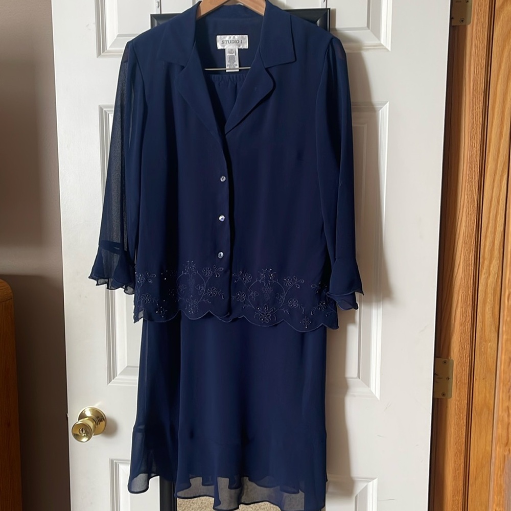 Woman’s skirt and jacket set.